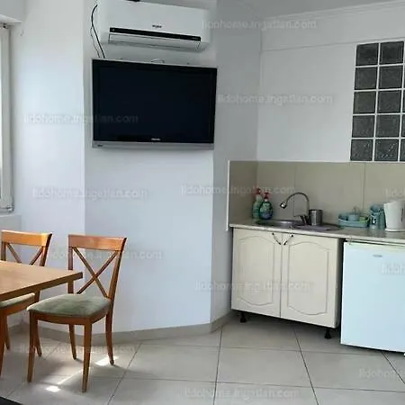 Fenyvesi 鲍洛通费尼韦什